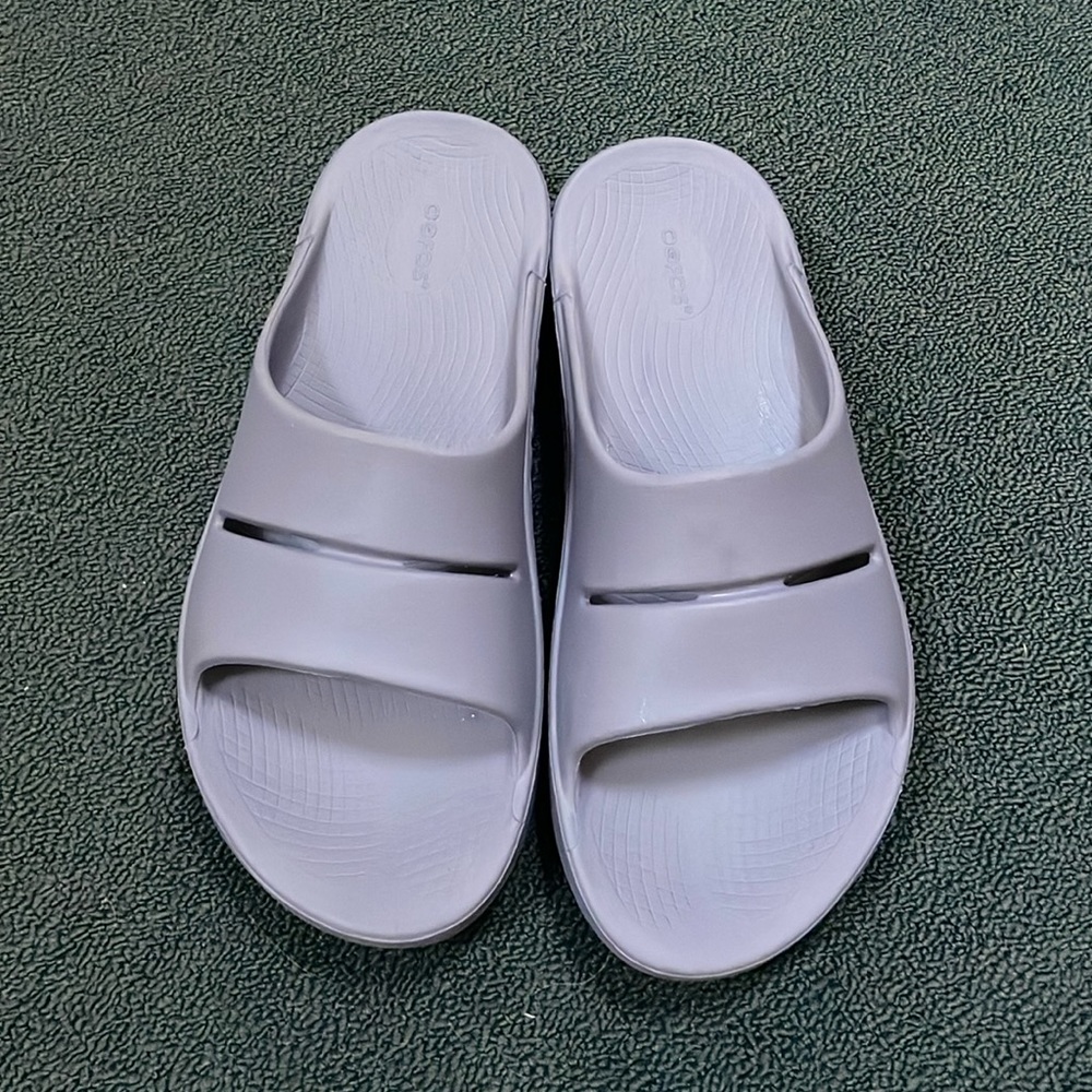 Oofos Men's 11 Women' 13 Lavender Unisex Slide Slip On Sandal
